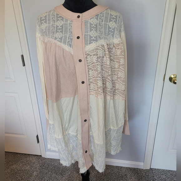 POL Cream/Light Pink Loose Fit Long Sleeve Button Up. Size S. NWOT - Picture 10 of 10